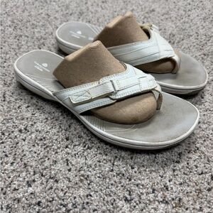 Clarks® Breeze Sea Cloudstepper Women's Flip Flop Sandals